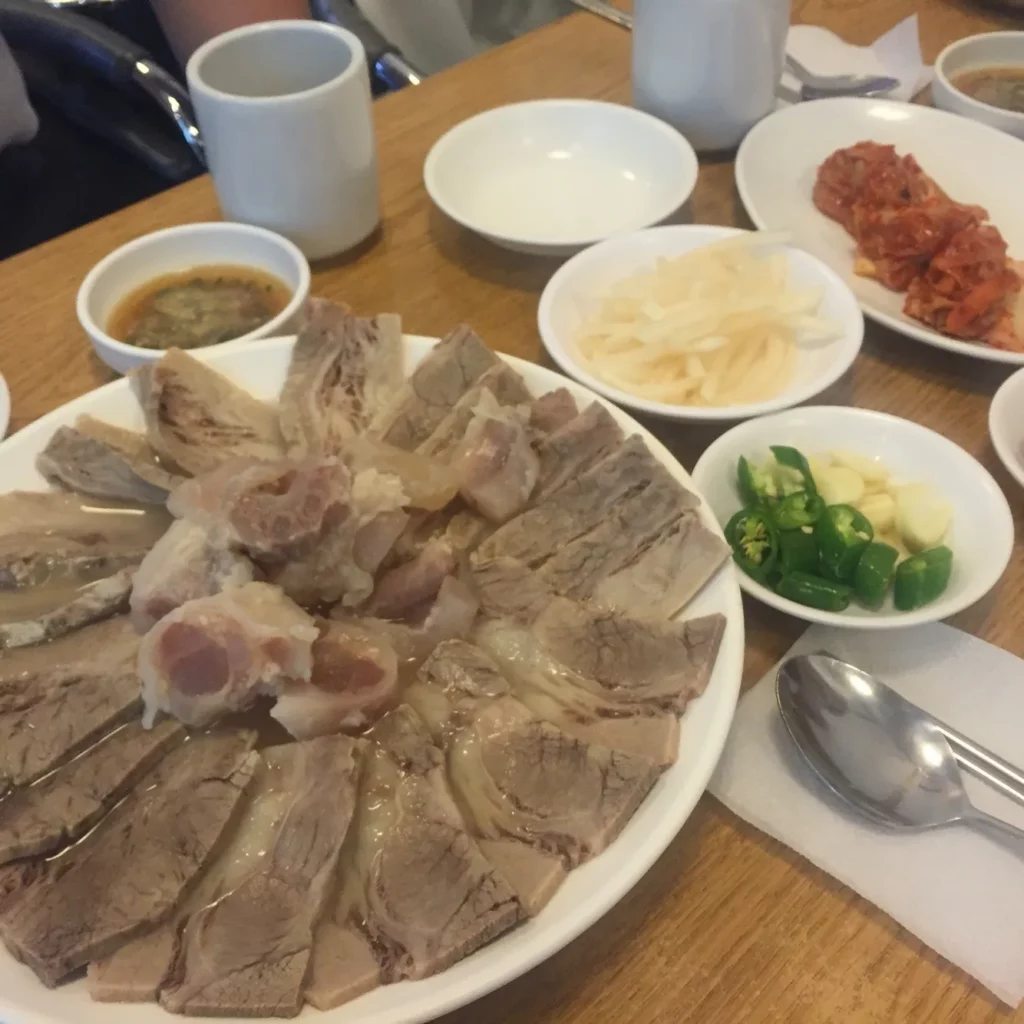 美食家によるソウルのレストランBEST7 - 韓国訪問