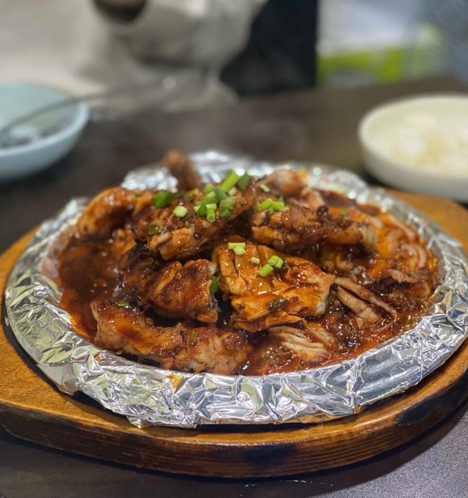 Seoul BBQ Chicken: Charcoal-Grilled Flavor Quest! - korea vi